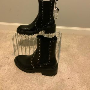 NWT ZARA vegan leather studded chunky ankle boots